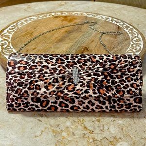 Vintage cheetah clutch/bag